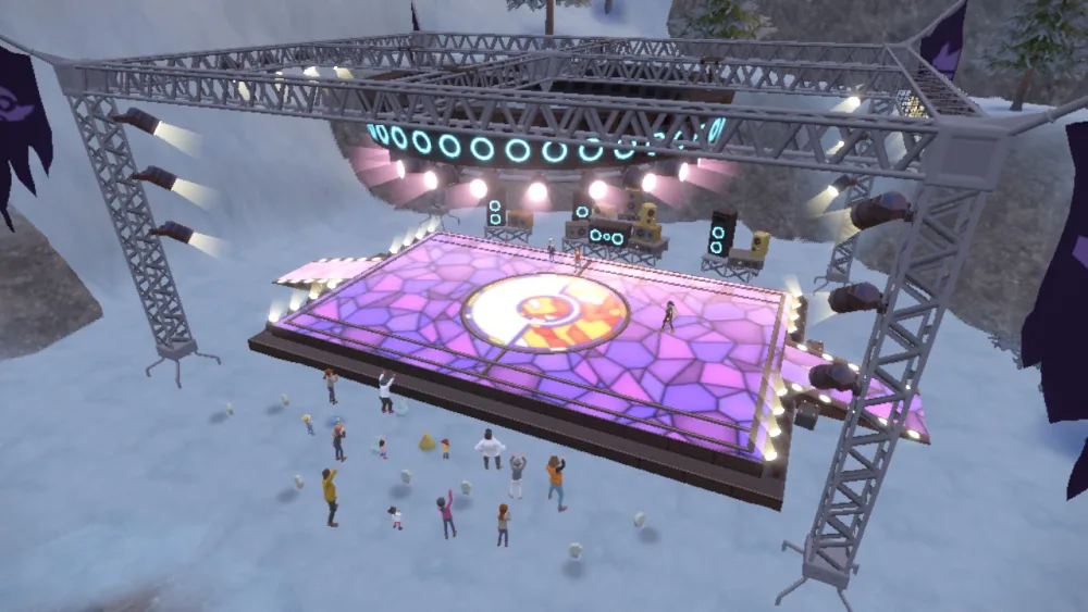 Le terrain de combat de Laïm, illuminé pour le concert.